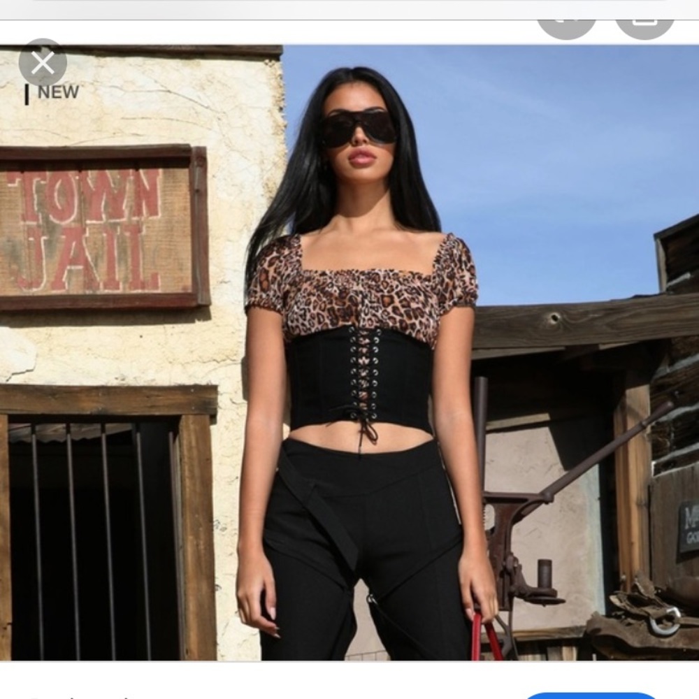 I am Gia cheetah corset top